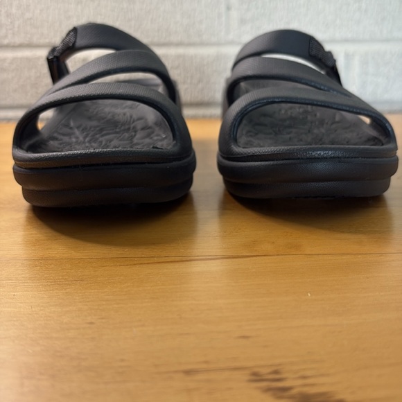 Skechers FOAMIES Black Women's 6 Arch Fit Ascend Sweat Pea Slides Sandals - Picture 2 of 11